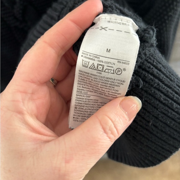 Gap black oversize cable knit mock neck sweater medium - Picture 3 of 4